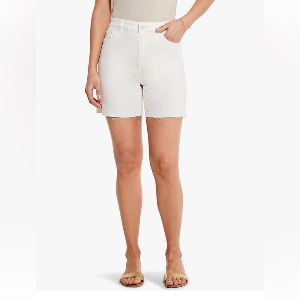 NWT🌺NIC+ZOE•Mid Rise Relaxed Fit Bermuda Shorts Lightweight Summer Essential